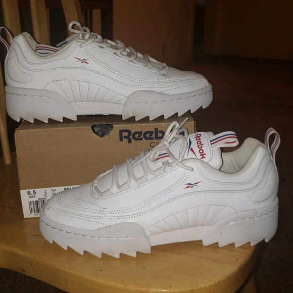 Shoes - Picture 2 of 3